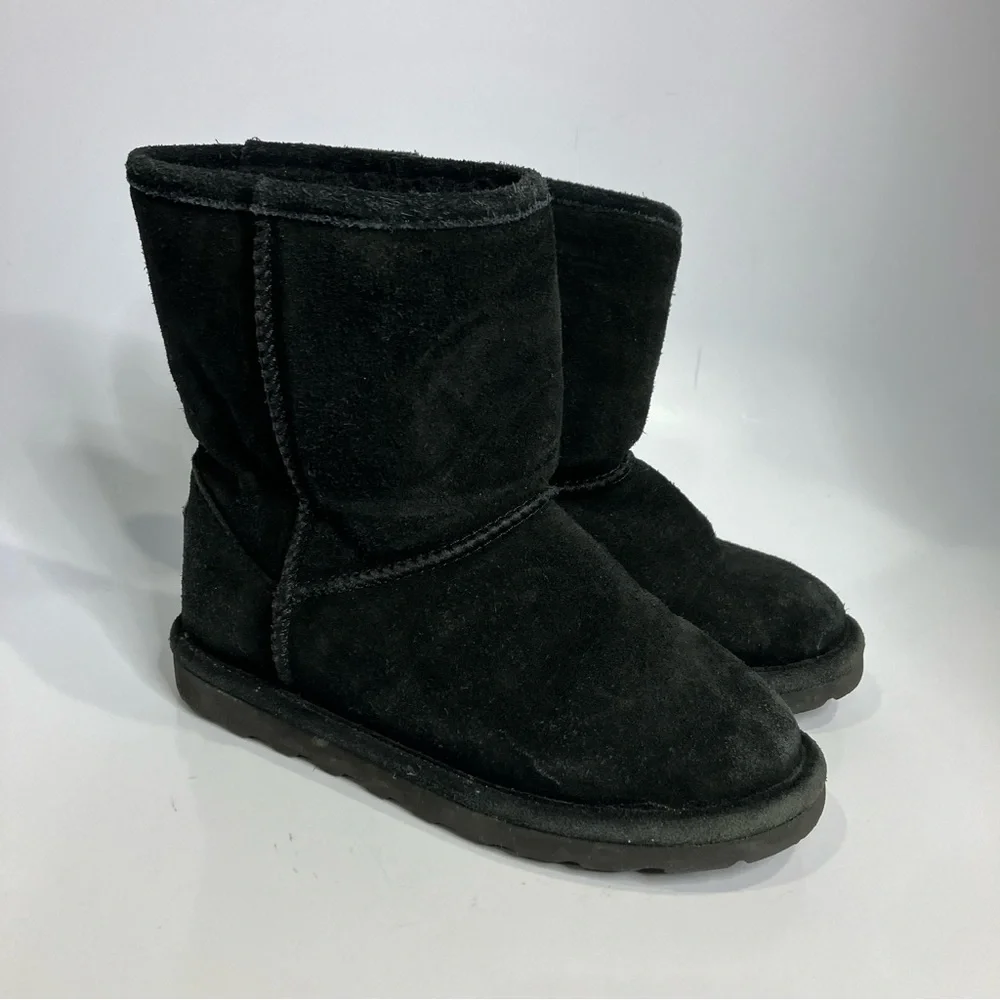 Bearpaw Elle youth black pull on‎ boots suede size 2Y casual trendy winter